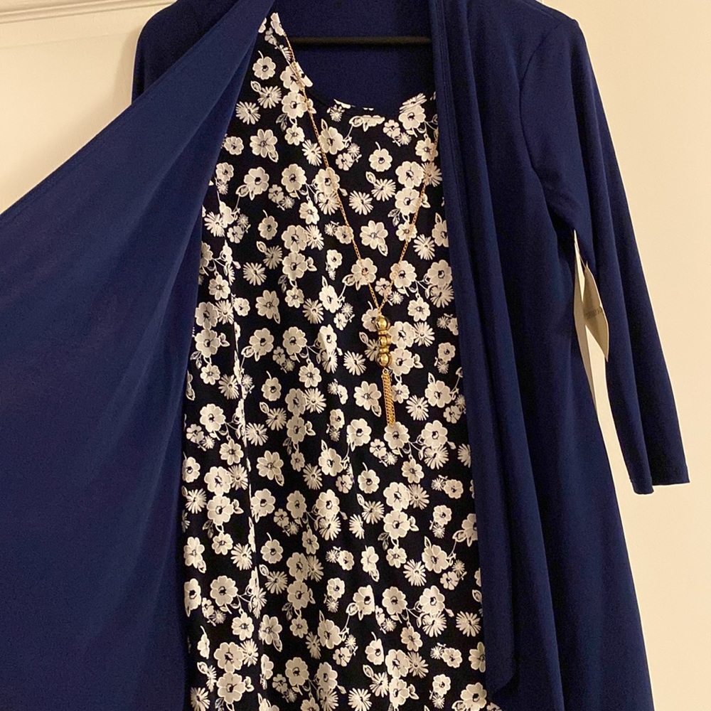 Tiffany&Grey blue and white print floral dress , S and it fits M